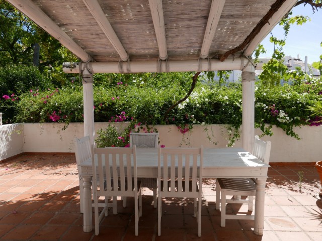 4 Schlafzimmer Villa in Nueva Andalucía
