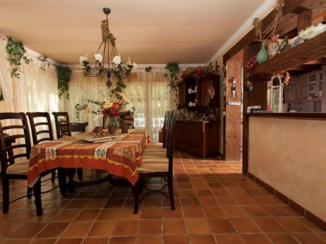 6 Bedrooms Villa in Cerros del Aguila