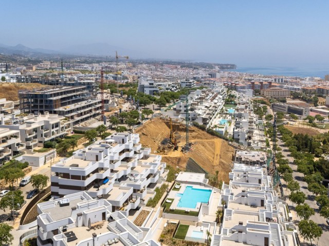 Appartement avec 3 Chambres  à Estepona