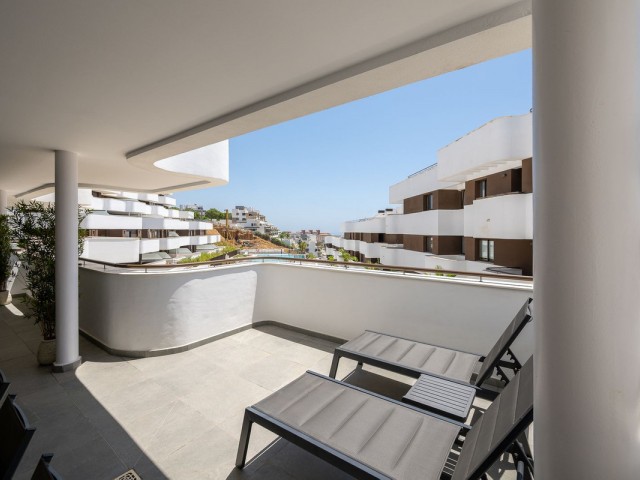 Appartement avec 3 Chambres  à Estepona