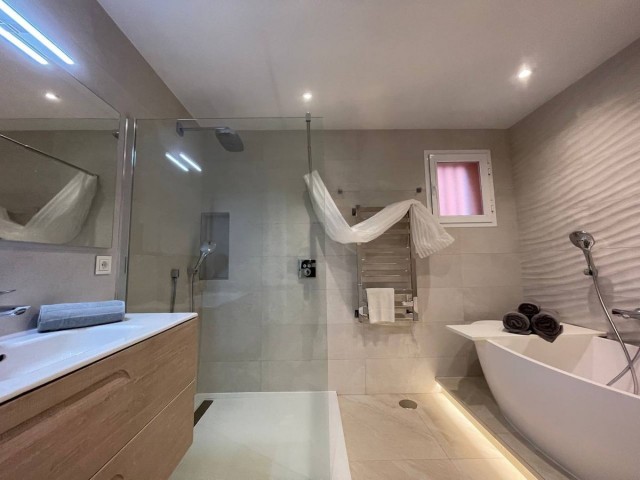 2 Schlafzimmer Apartment in Puerto Banús