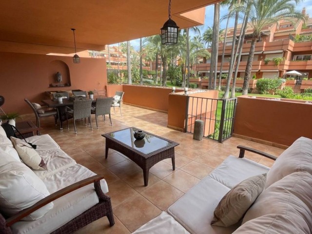 2 Schlafzimmer Apartment in Puerto Banús