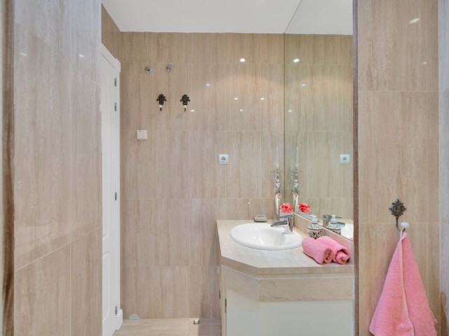 Penthouse in Nueva Andalucía