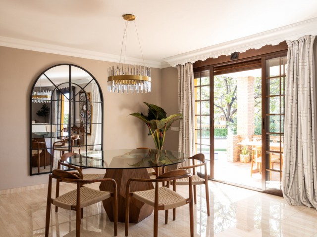 4 Schlafzimmer Villa in San Pedro de Alcántara