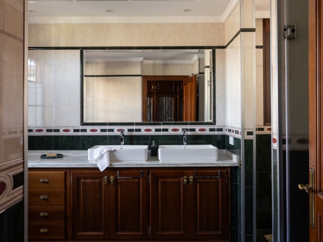 4 Schlafzimmer Villa in San Pedro de Alcántara