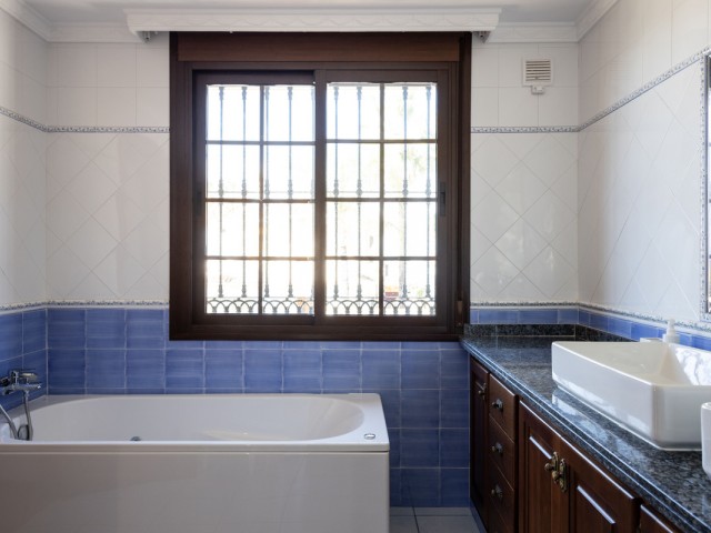 4 Schlafzimmer Villa in San Pedro de Alcántara