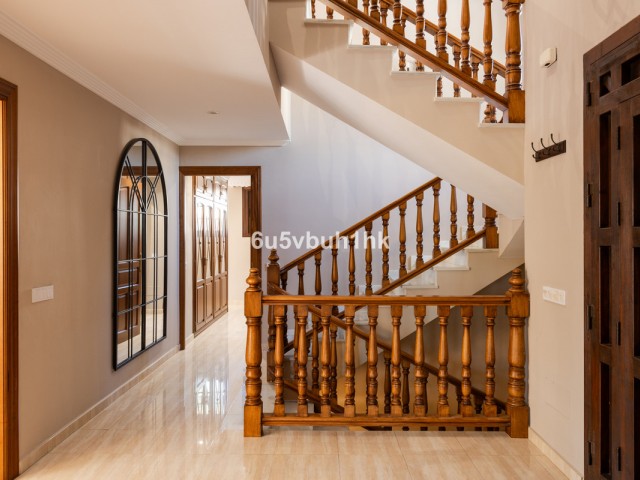 4 Bedrooms Villa in San Pedro de Alcántara