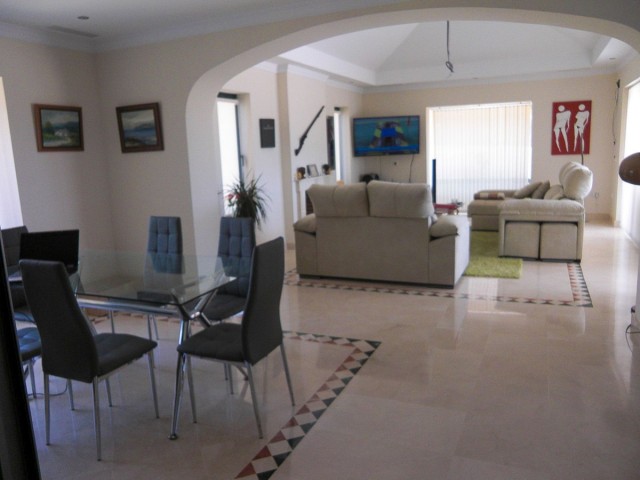 4 Bedrooms Villa in Arcos de la Frontera