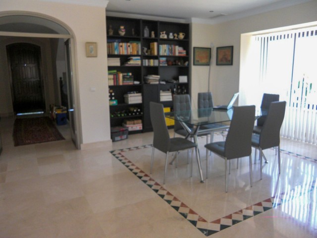 4 Bedrooms Villa in Arcos de la Frontera