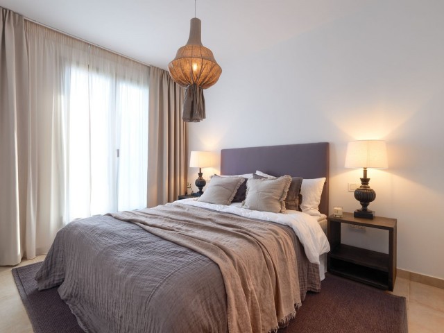 Villa avec 6 Chambres  à Estepona