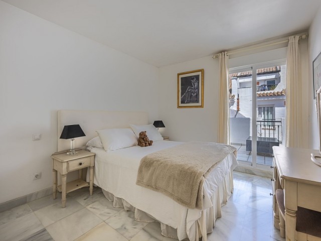 4 Schlafzimmer Reihenhaus in Nueva Andalucía