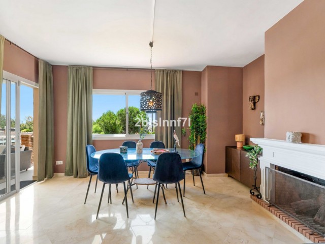 3 Schlafzimmer Apartment in Nueva Andalucía