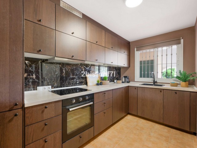 3 Schlafzimmer Apartment in Nueva Andalucía