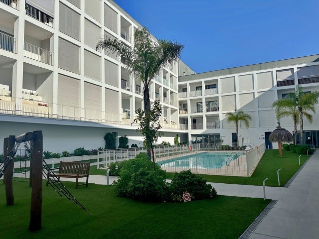 Apartment, San Pedro de Alcántara, R5122723