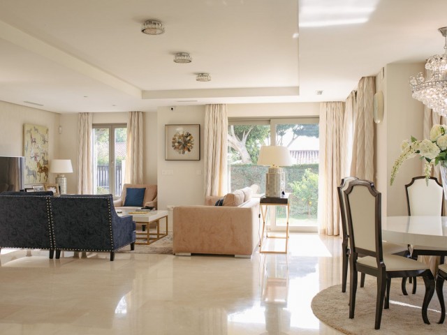 5 Soveroms Villa i Marbella