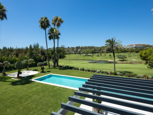7 Schlafzimmer Villa in Las Brisas