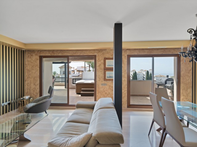 Penthouse in Puerto Banús
