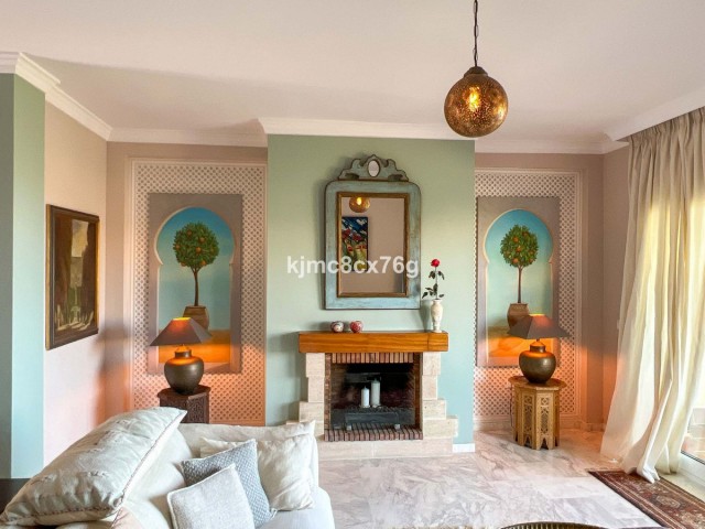 Penthouse in Calahonda