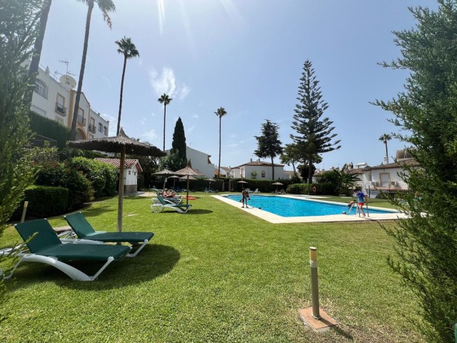 Reihenhaus, Atalaya, R5134435