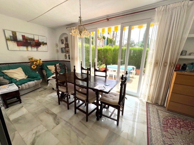 Reihenhaus, Atalaya, R5134435