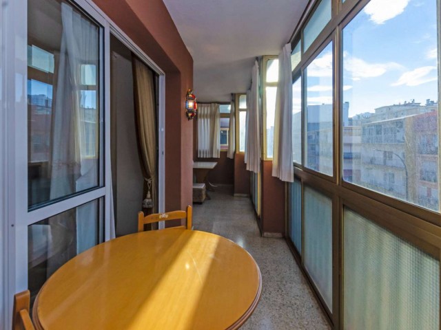 Apartamento con 4 Dormitorios  en Málaga Centro