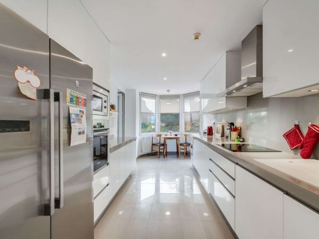 3 Bedrooms Apartment in Aloha