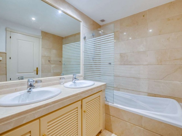 3 Bedrooms Apartment in Aloha