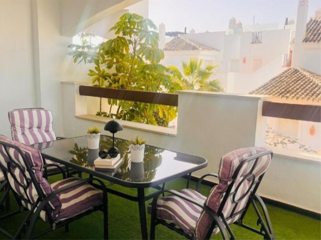 Leilighet, Nueva Andalucia, R5134756