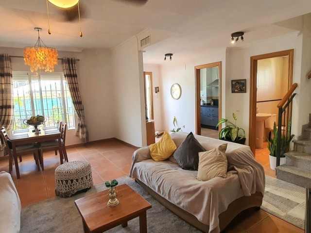 4 Bedrooms Townhouse in Fuengirola
