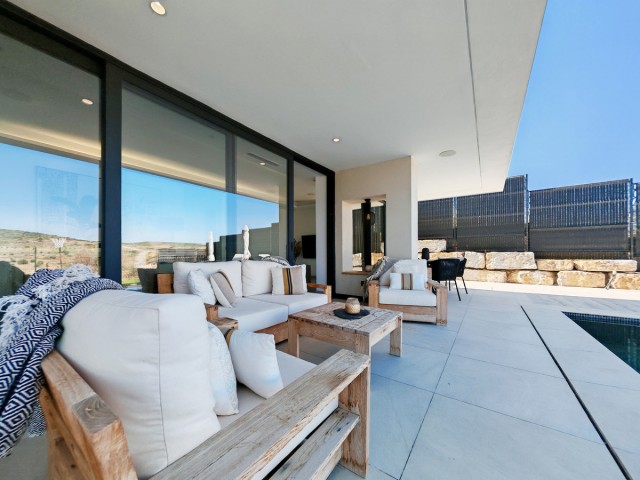 Villa avec 5 Chambres  à Estepona