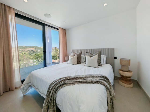 Villa avec 5 Chambres  à Estepona