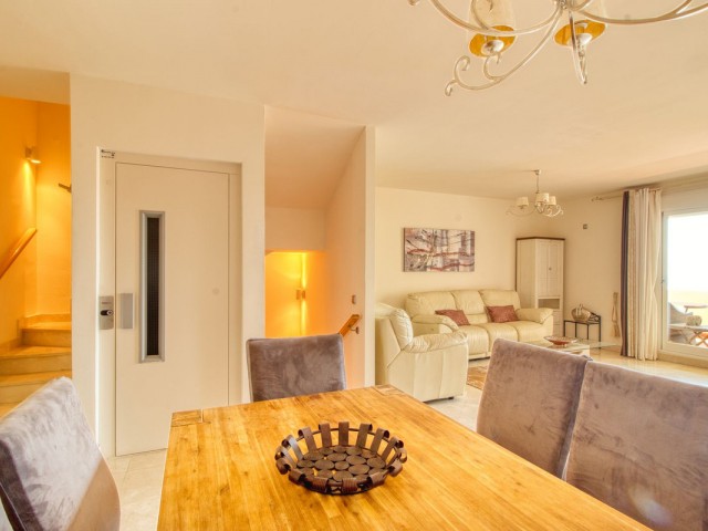 4 Slaapkamer Rijtjeshuis in Manilva