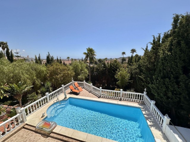 4 Slaapkamer Villa in Cerros del Aguila