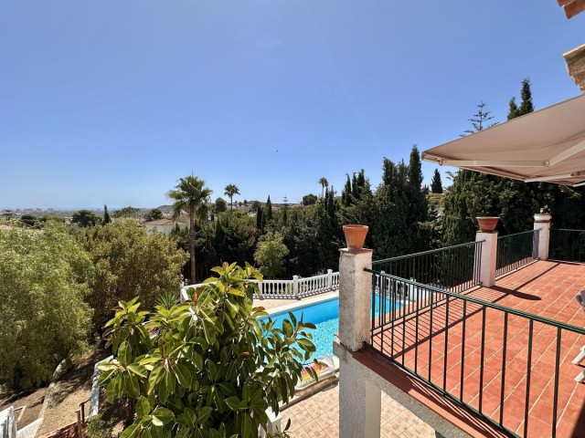 4 Schlafzimmer Villa in Cerros del Aguila