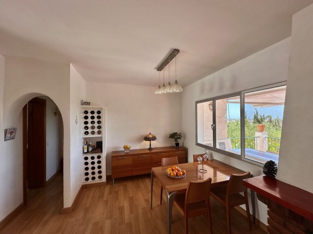 4 Schlafzimmer Villa in Cerros del Aguila