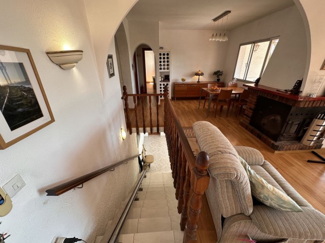 4 Schlafzimmer Villa in Cerros del Aguila