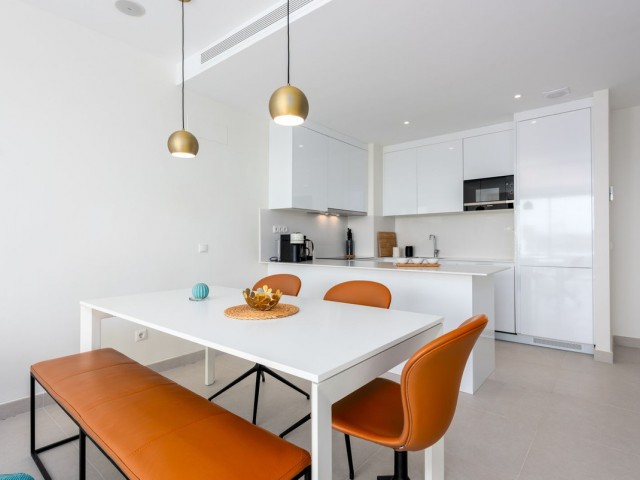 Appartement avec 3 Chambres  à Estepona