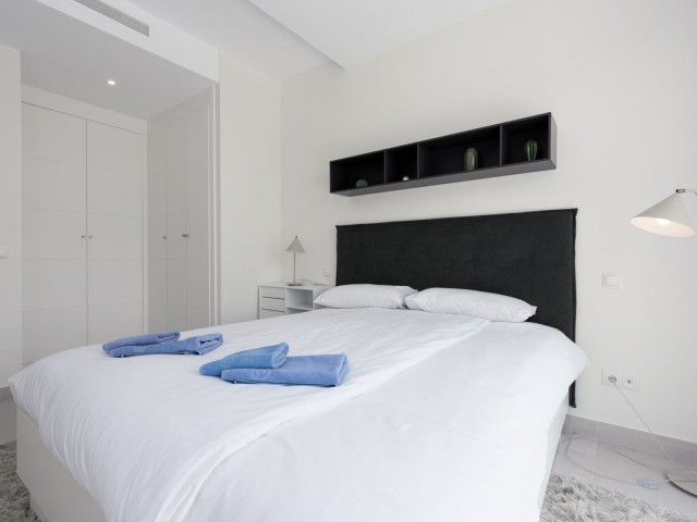 Appartement avec 3 Chambres  à Estepona