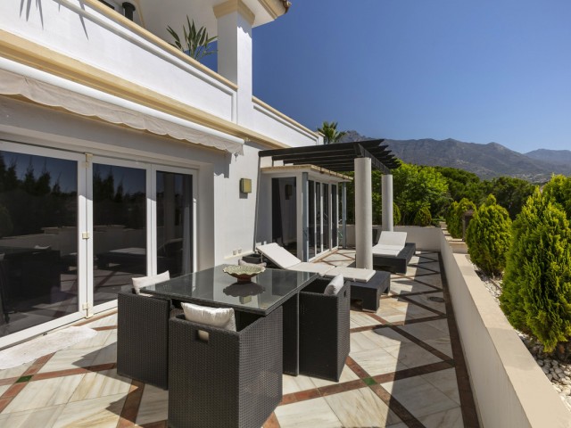 4 Bedrooms Apartment in The Golden Mile