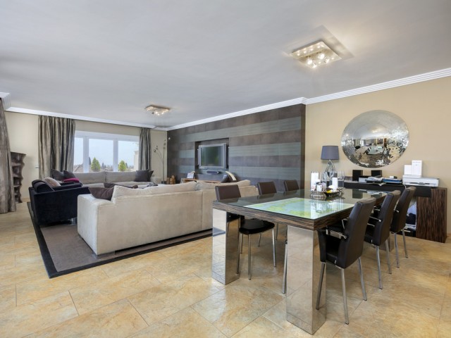 4 Bedrooms Apartment in The Golden Mile