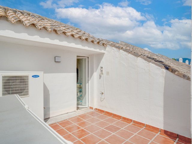 3 Slaapkamer Rijtjeshuis in Nueva Andalucía