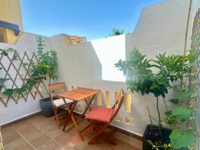 Penthouse avec 2 Chambres  à La Duquesa