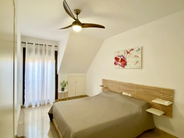 Penthouse avec 2 Chambres  à La Duquesa