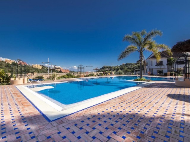 Penthouse avec 2 Chambres  à La Duquesa