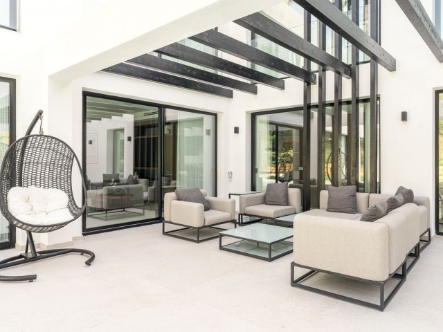 4 Schlafzimmer Villa in Nueva Andalucía