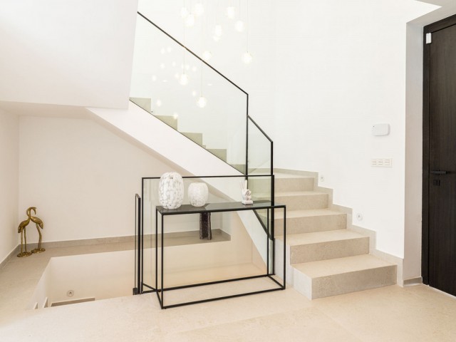 4 Schlafzimmer Villa in Nueva Andalucía