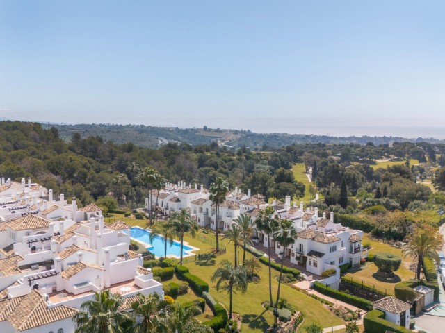 4 Soveroms Rekkehus i Nueva Andalucía