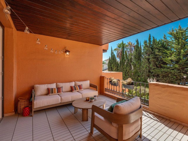 2 Bedrooms Apartment in Estepona