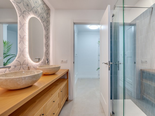 2 Bedrooms Apartment in Estepona