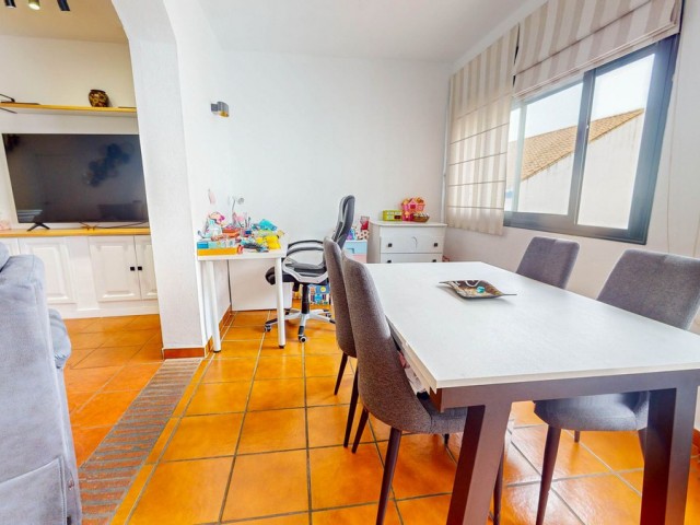 4 Bedrooms Villa in Benahavís